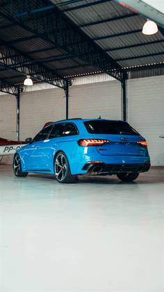 AUDI RS4 2.9 V6 TFSI GASOLINA AVANT QUATTRO S-TRONIC AUDI RS4 2.9 V6 TFSI GASOLINA AVANT QUATTRO S-TRONIC